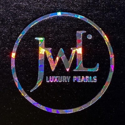 Hologramové logo JwL Luxury Pearls na dárkové krabičce